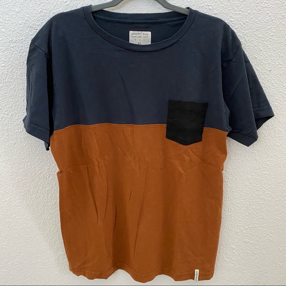 Krochet Kids | two tone tee with pocket